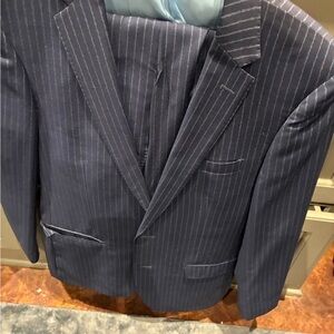 Men's Navy Pinstripe Suit.  38s Slim.  32/30